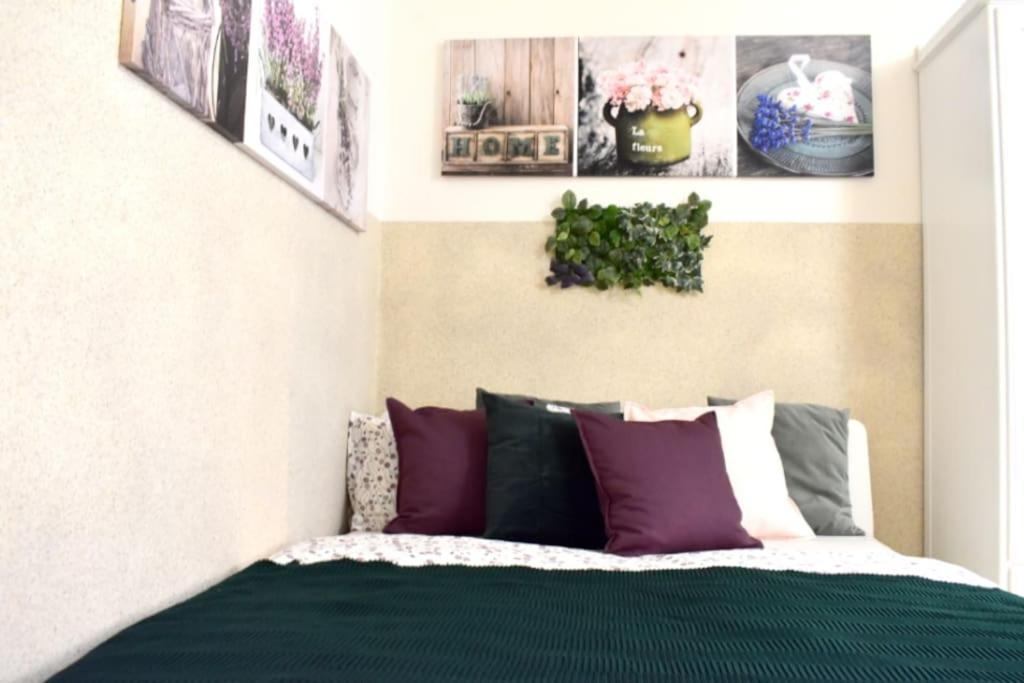 Apartment In Prag Eksteriør billede